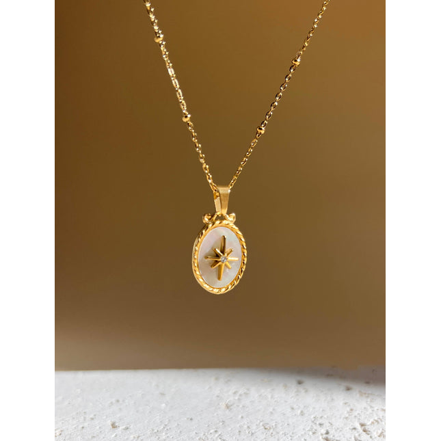 Collier avec pendentif ovale nacre étoile en acier inoxydable